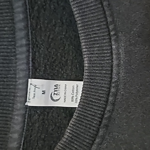 Zyia sweatshirt - Picture 2 of 2